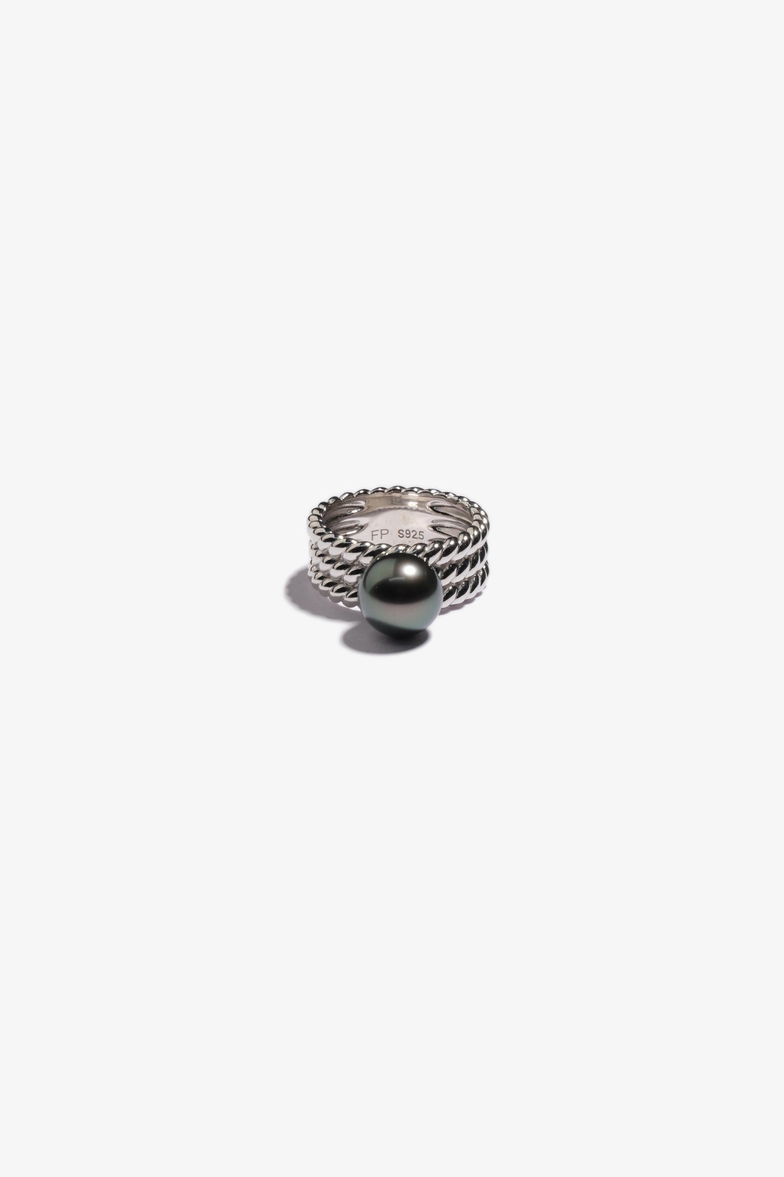 Tahitian Pearl Rings TRS1