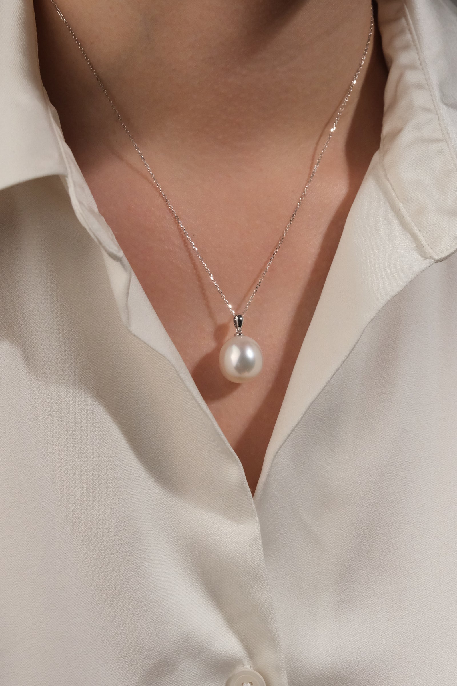 Australian South Sea Pearl Pendant SP18K171
