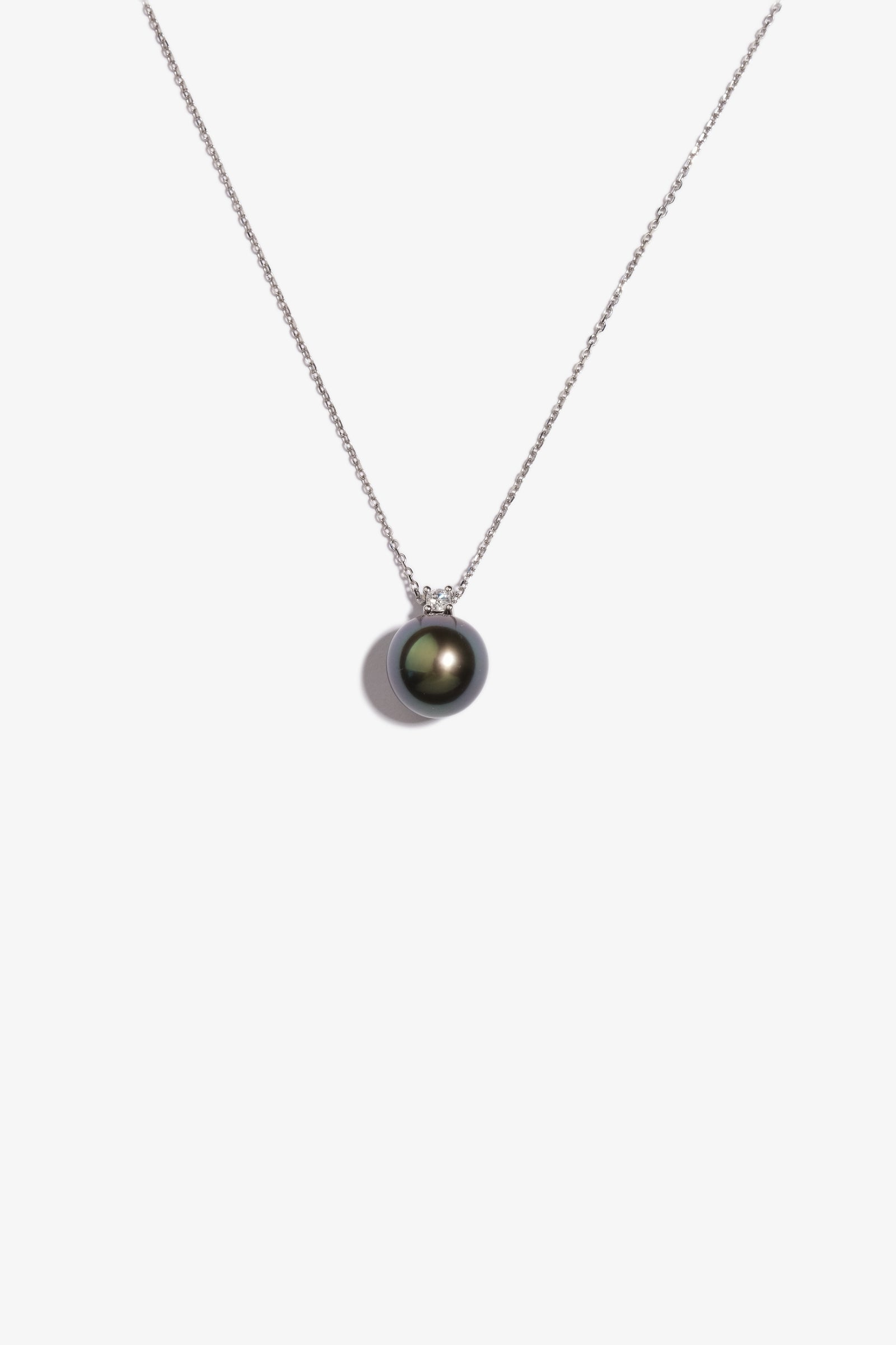 Tahitian Pearl Pendant TP18KD5