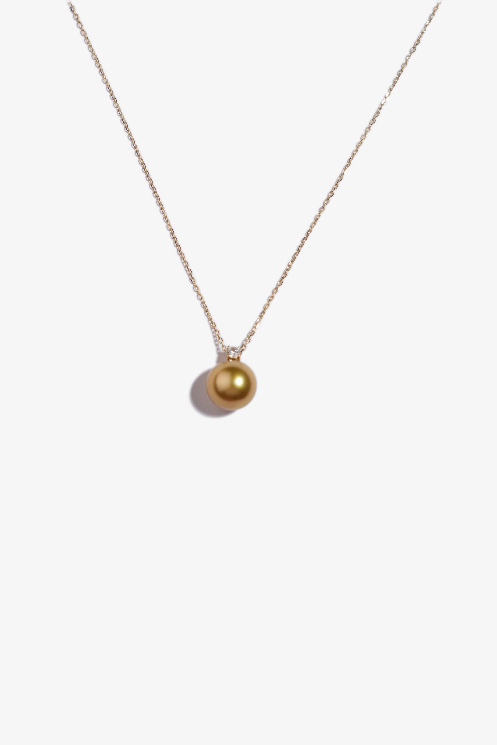 Gold South Sea Pearl Pendant GSP18KC1