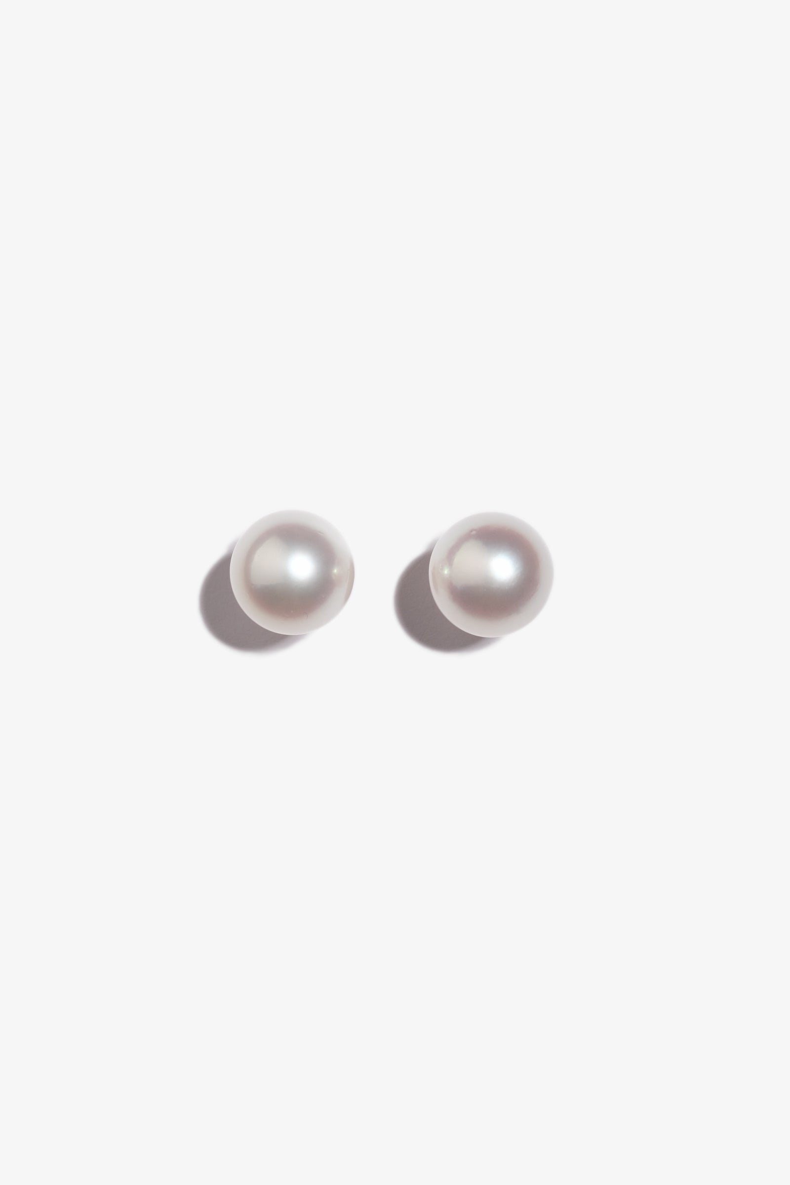 Round Australian South Sea Pearl Earring SE18K62