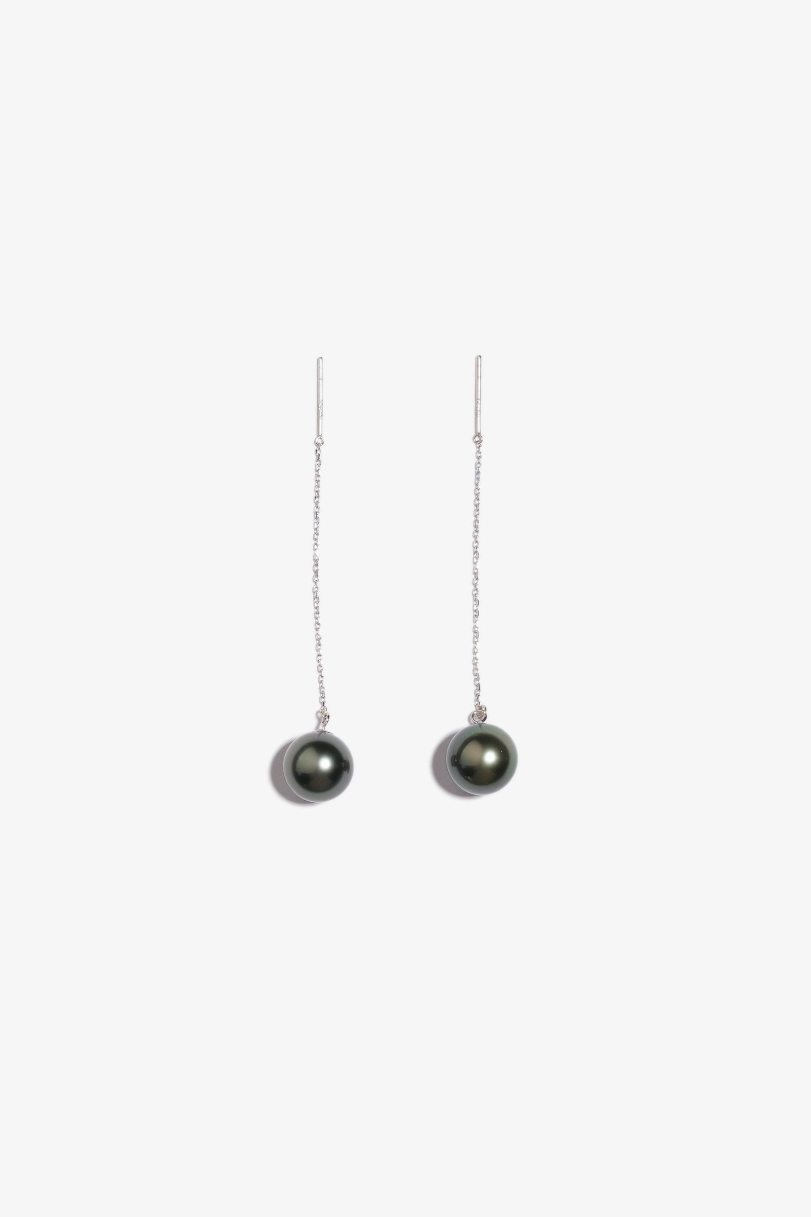 Tahitian Pearl Earrings TE18K12