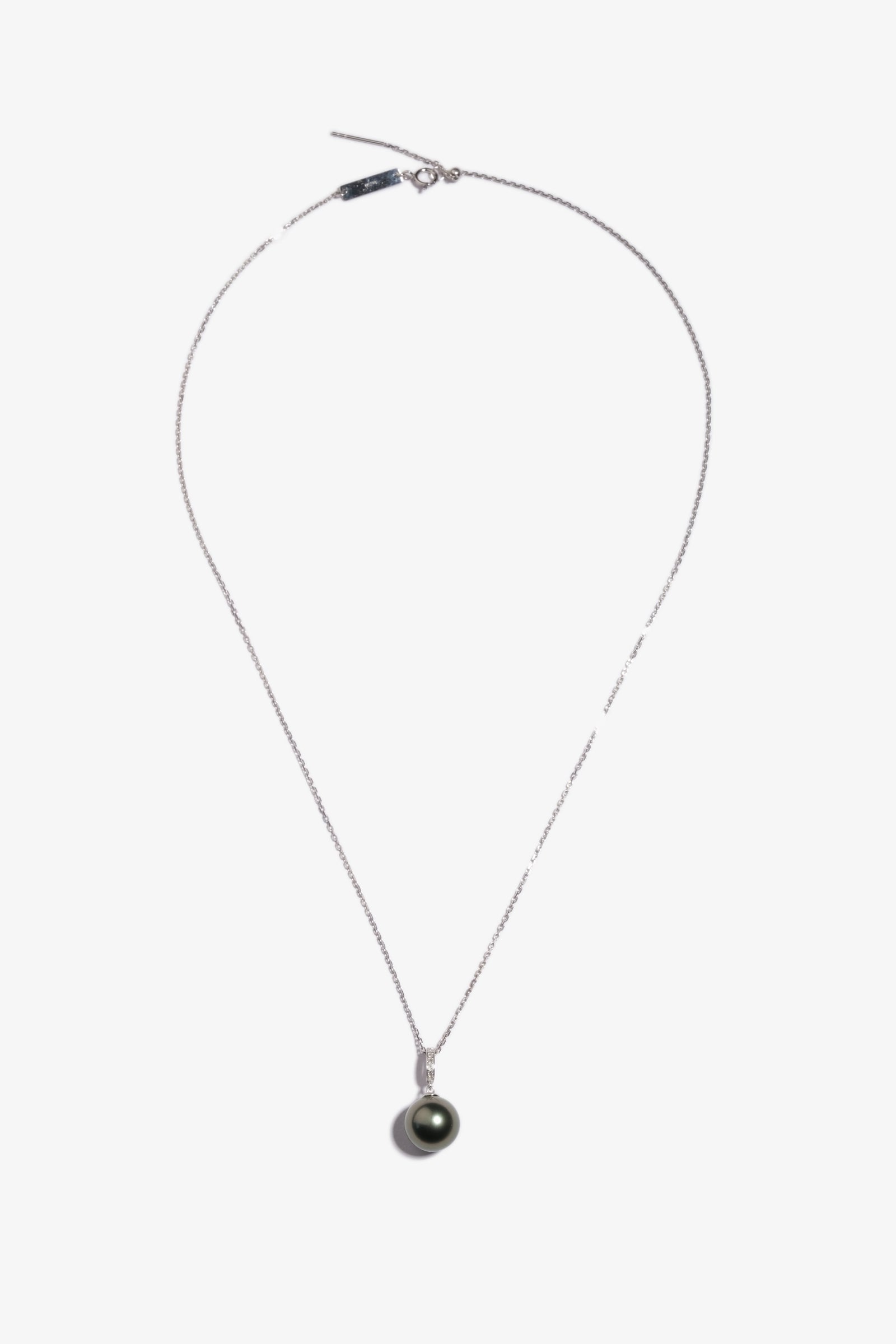 Tahitian Pearl Pendant TP18KD11