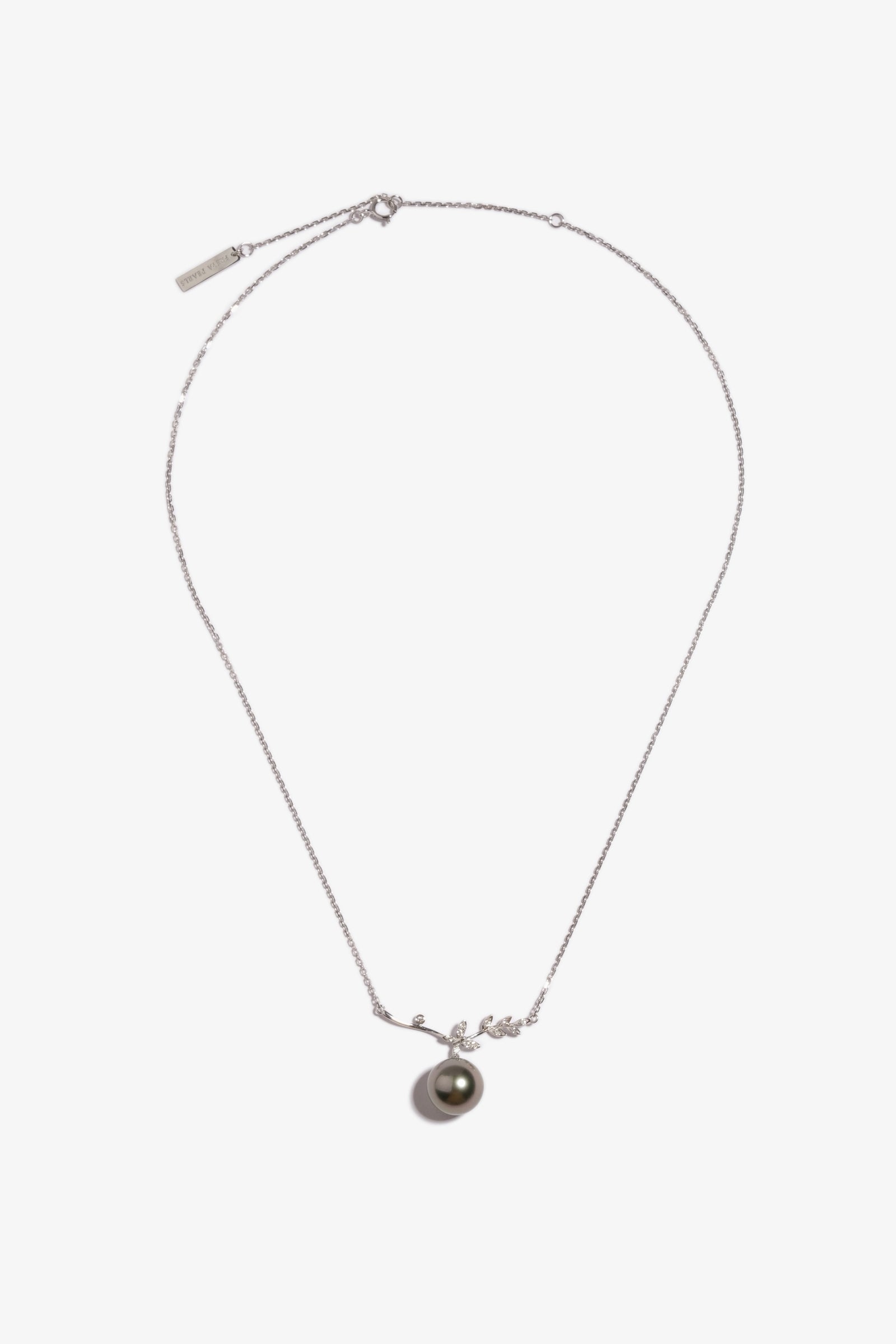 Tahitian Pearl Pendant TP18KD13