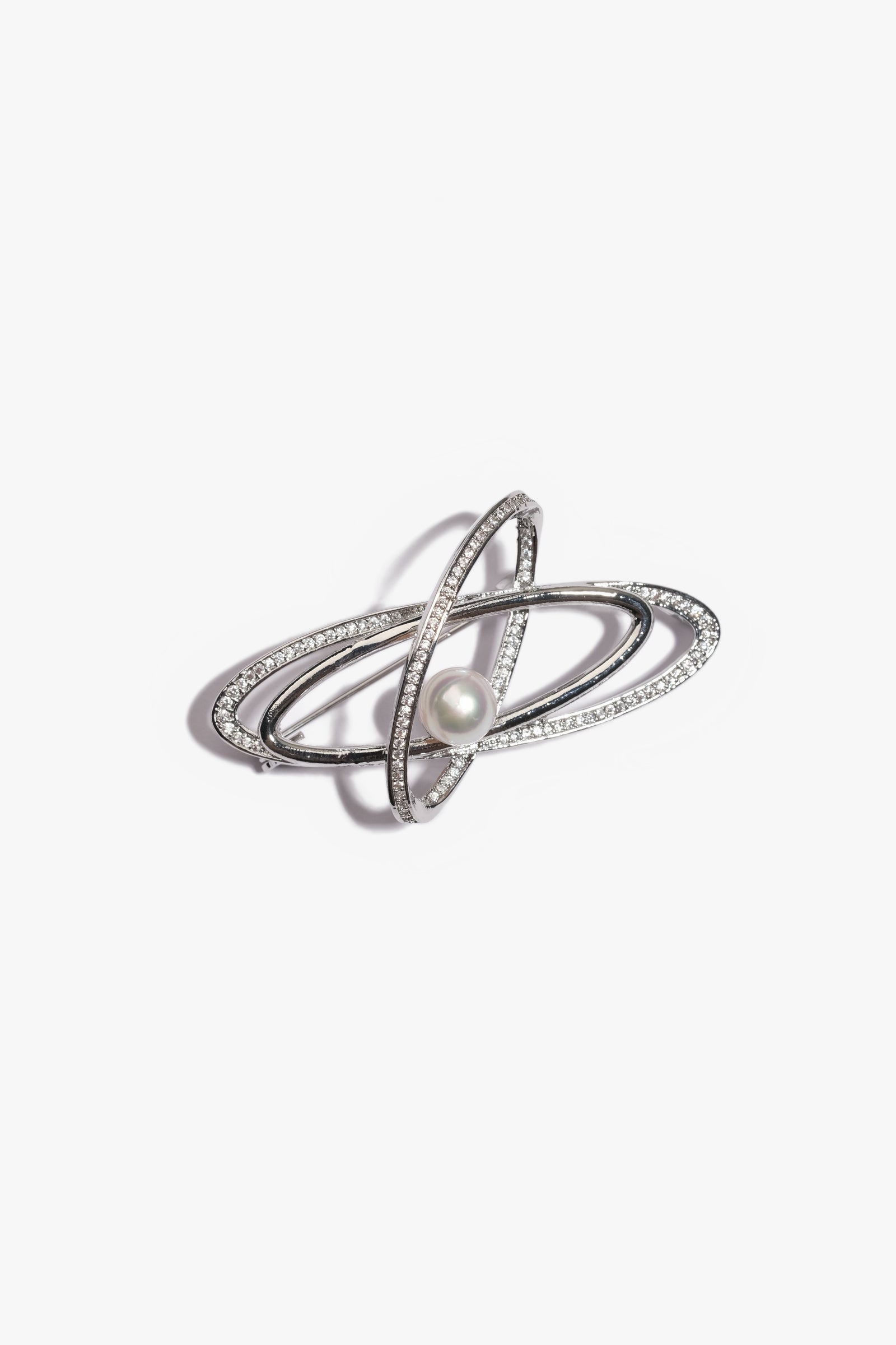 Akoya Pearl Brooch AH18KGP3
