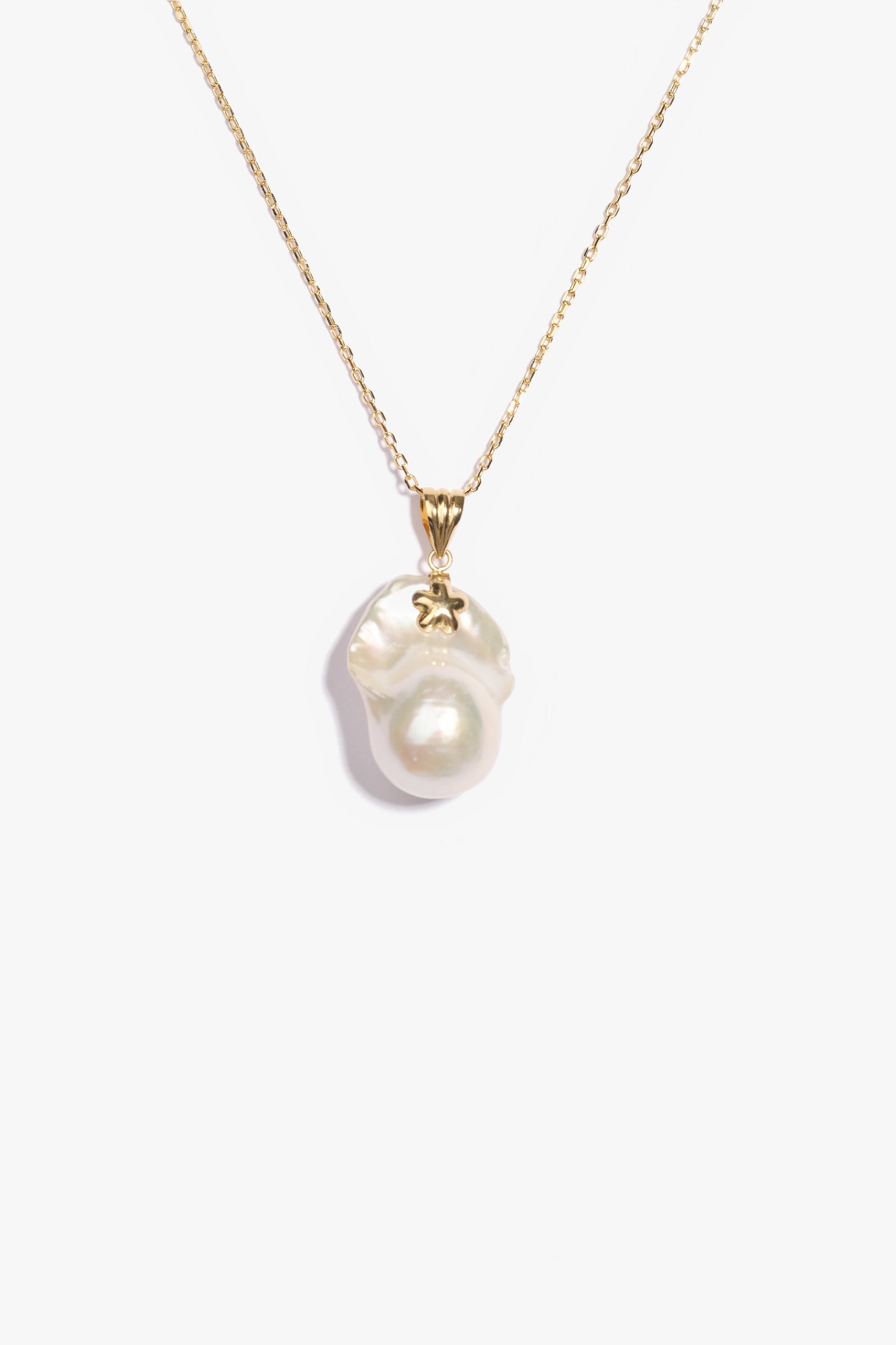 Freshwater Pearl Pendant With 18K Gold FP18K45